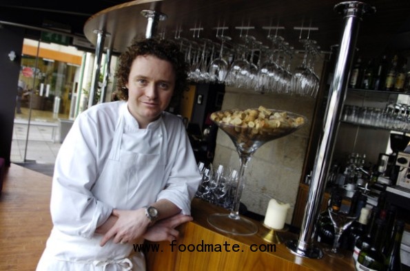 TOM KITCHIN 