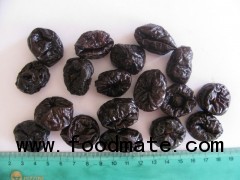 Dried fruit - prunes and raisins