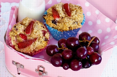 Strawberry yoghurt muffins