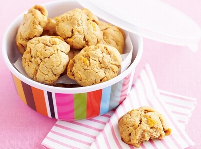 Cornflake and honey cookies