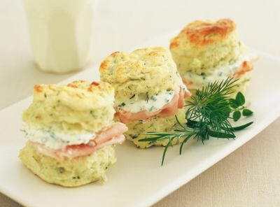 Herb and cheese scones with chive cream