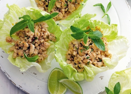 Lemongrass chicken and prawn cups