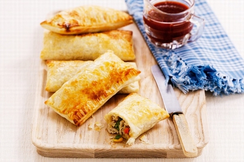 Chicken and vegetable rolls