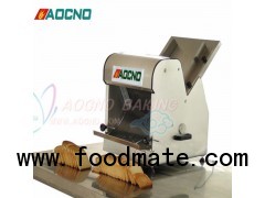 Bread slicer