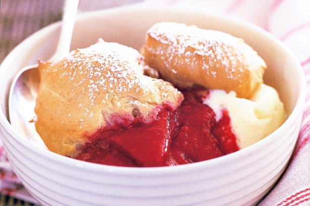 Berry and ice-cream puffs