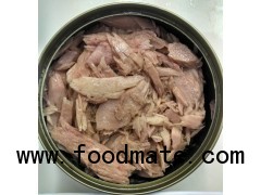 canned tuna flakes, canned tuna chunks and canned tuna loins in brine