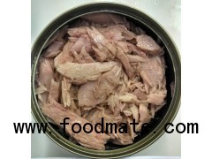 canned tuna flakes, canned tuna chunks and canned tuna loins in brine