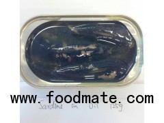 Canned sardines in vegetable oil