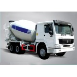 13 Tons 2 FUWA Axle, Cubic Meters Of Concrete Mixer Trucks With Mechanical Suspension