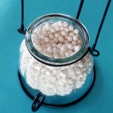 High Adsorbing Rate Activated Alumina Ball Oxide For Removal Fluorine With Steel Drum Packing