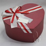 Small Red Heart Shaped Paper Jewelry Boxes With Bowknots