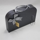 Colored Hand Length Paper Food Boxes With Grid Box