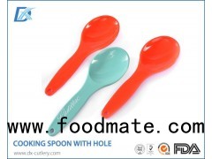 Coloured Kitchen Utensils Plastic Cooking Spoon With Holes