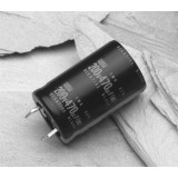 Cornell Dubilier Capacitors Series ESMH101VQT123MB80T