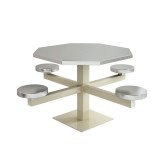 4-person Pedestal Table (spider Table)