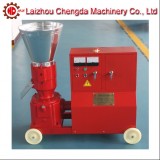 Poultry feeding machine for pellets