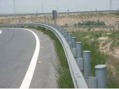 Hot-dipped Galvanized Guardrail